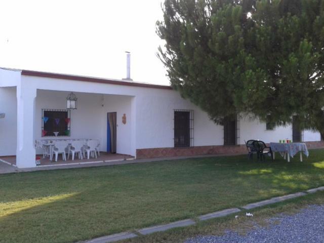 Casa Rural La Noria Los Palacios Y Villafranca Exterior photo